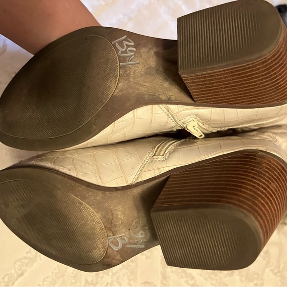 Cream Croc-Embossed Knee-High Boots - Picture 6 of 11